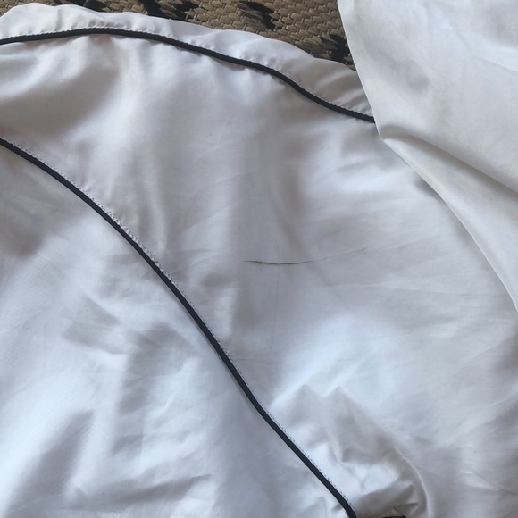 Windbreaker💨 - Picture 5 of 7